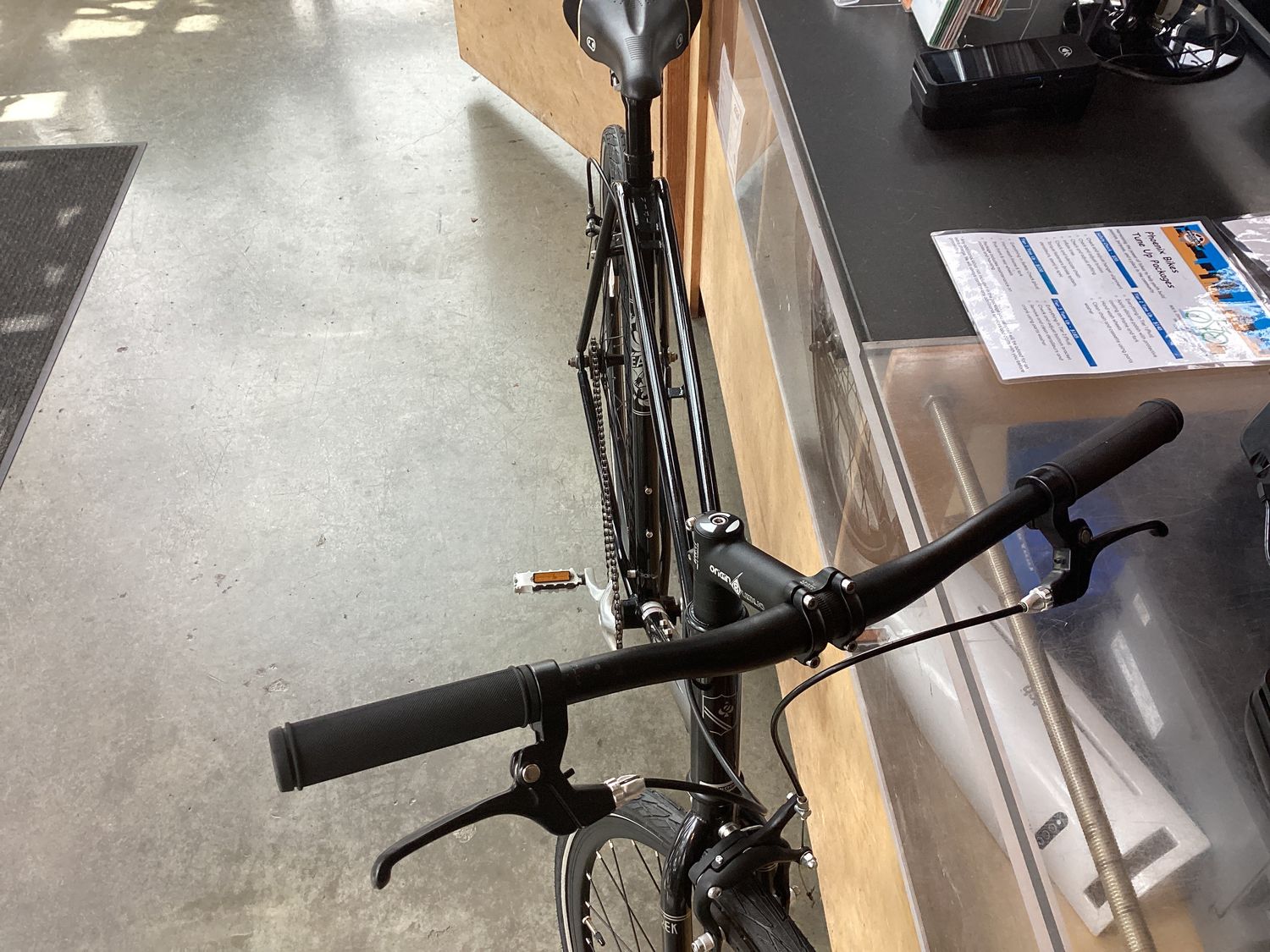 Trek Earl
