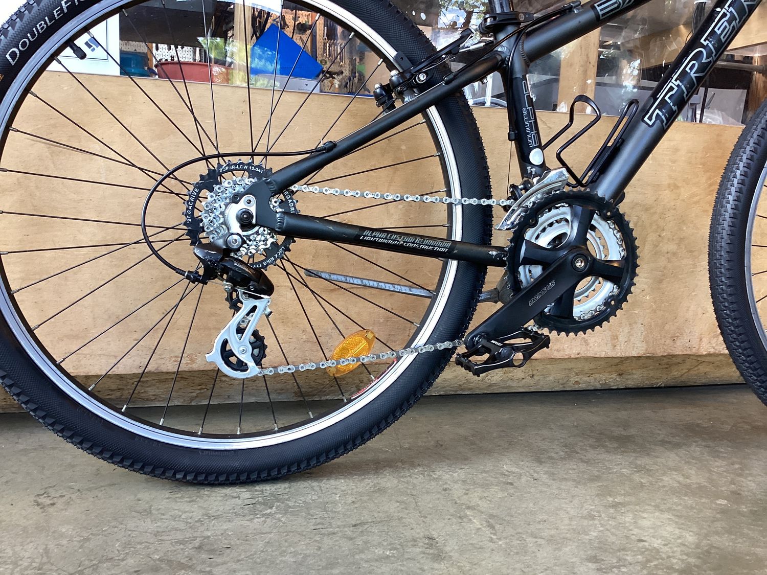 Trek 3700