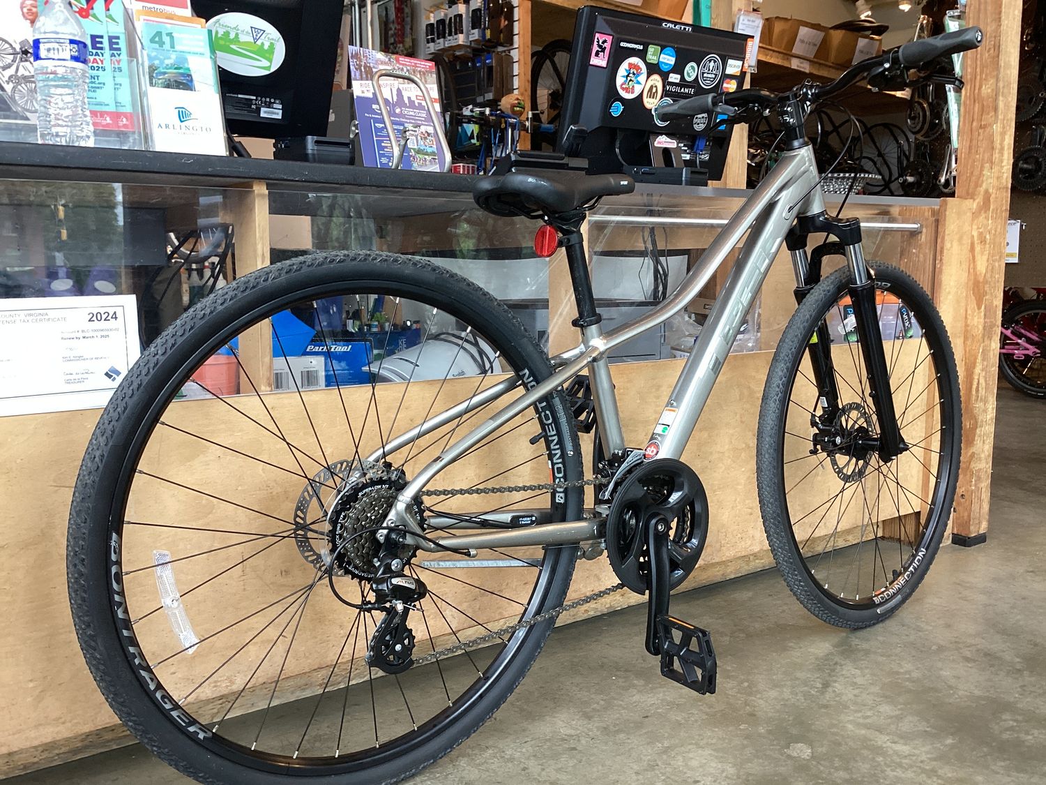 Trek Dual Sport 7
