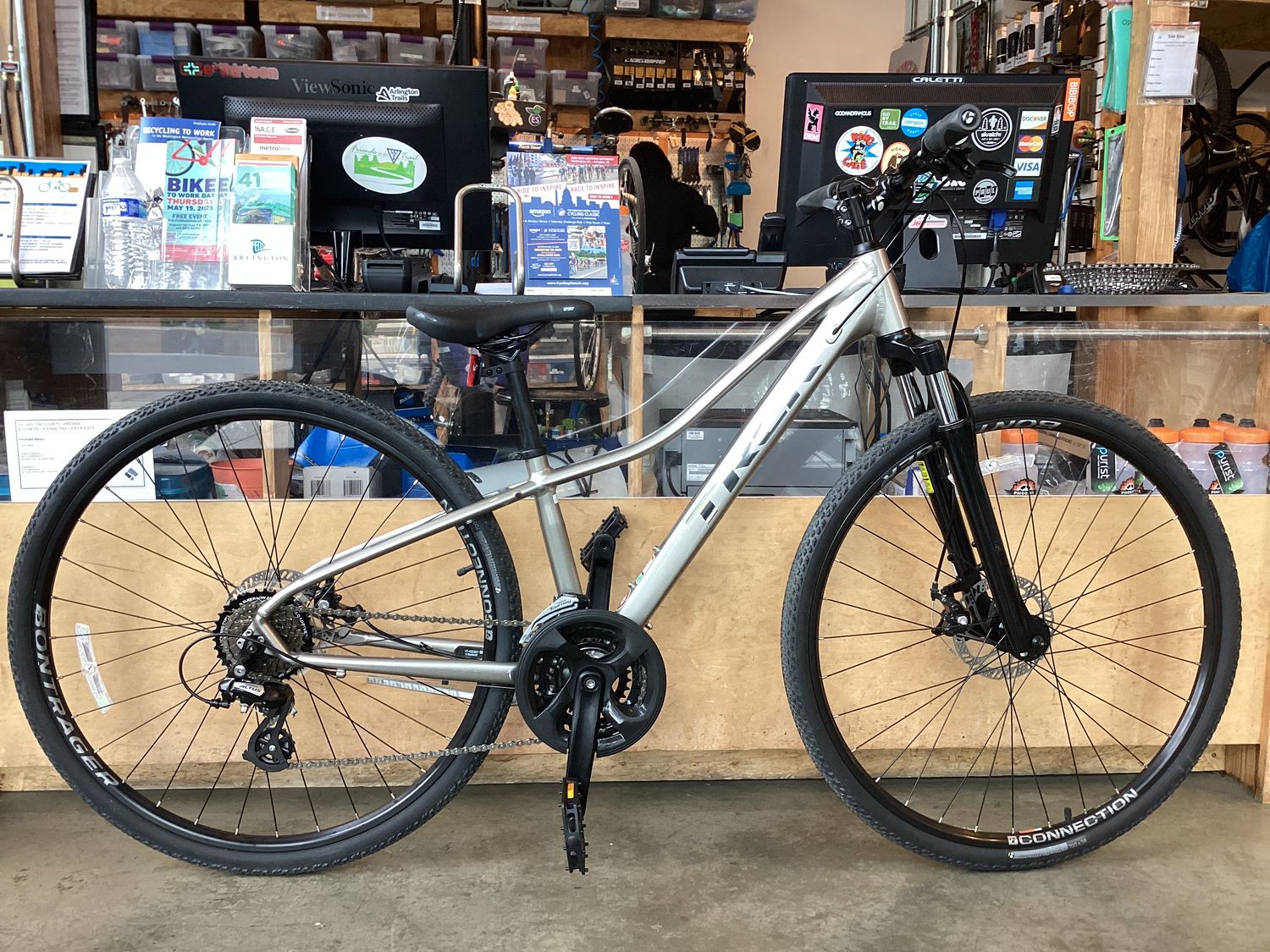 Trek Dual Sport 7