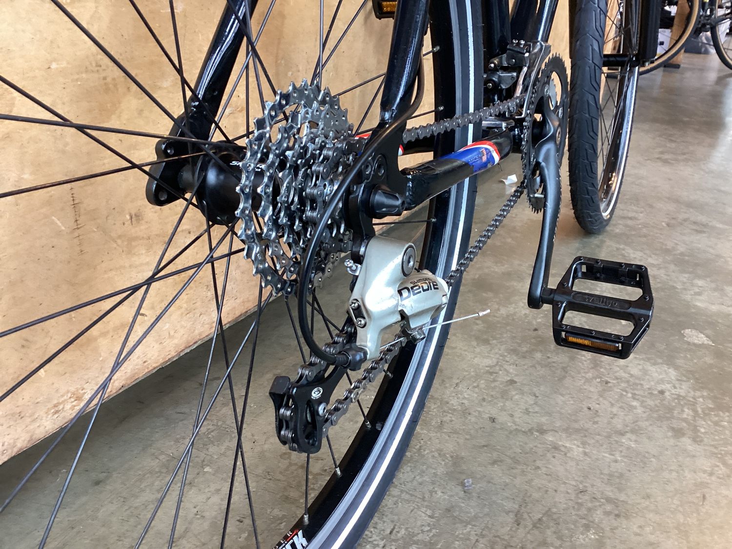 Trek 4900
