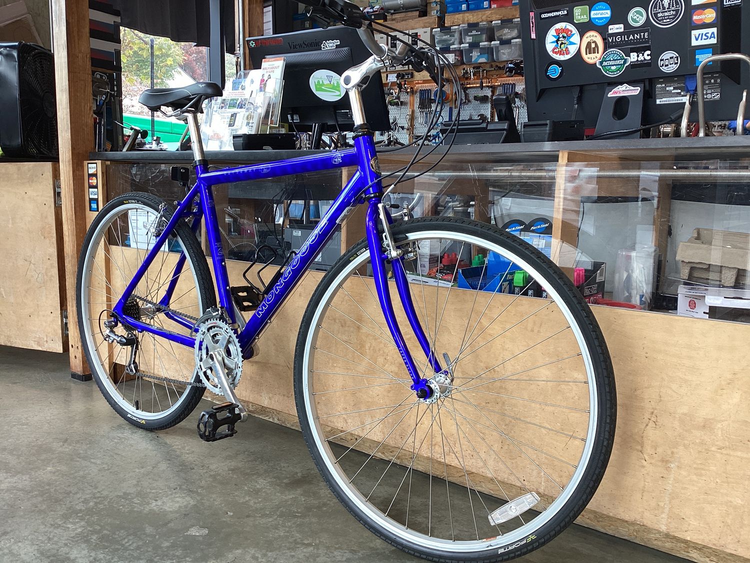 Mongoose Crossway 450