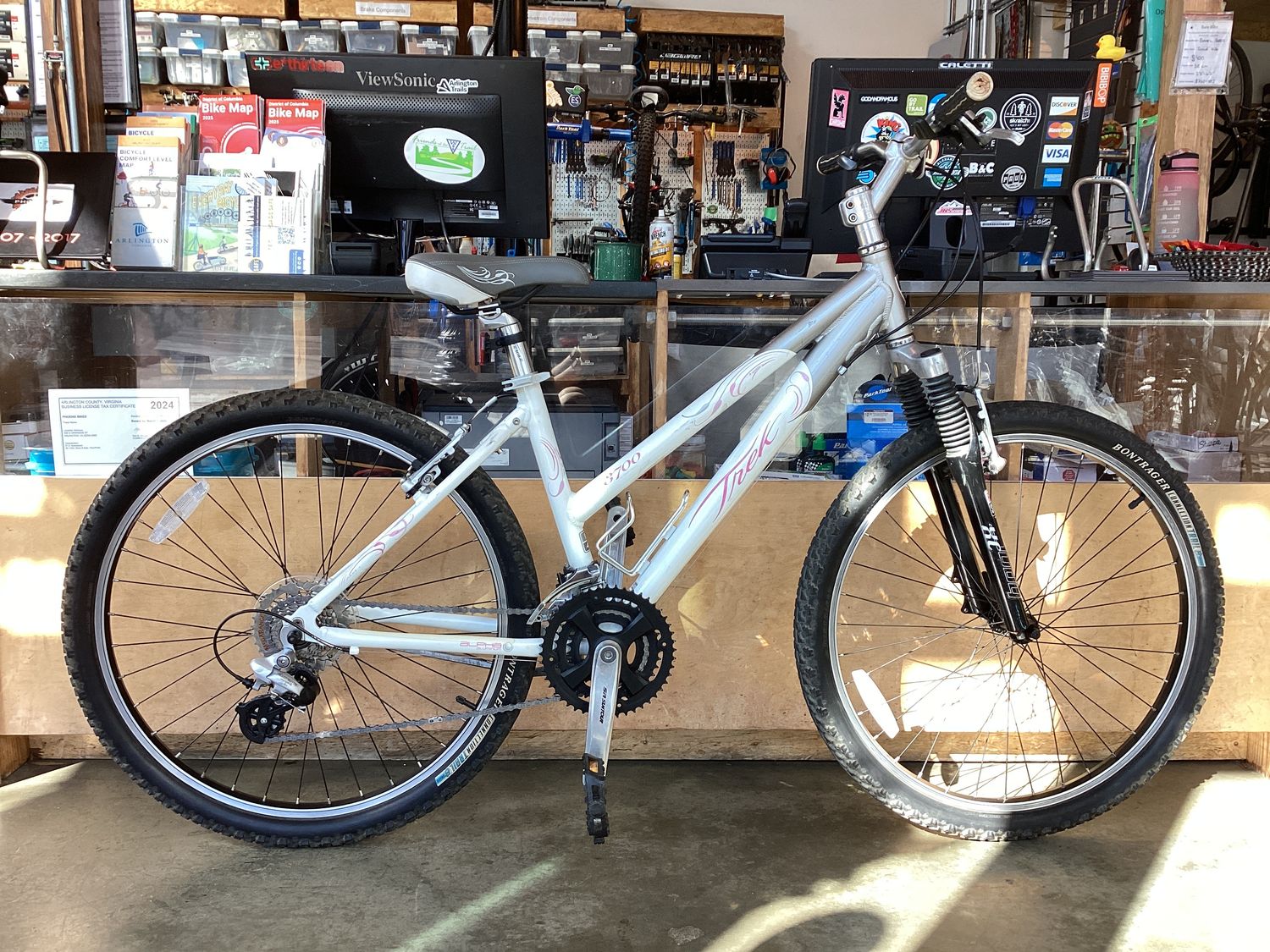 Trek 3700
