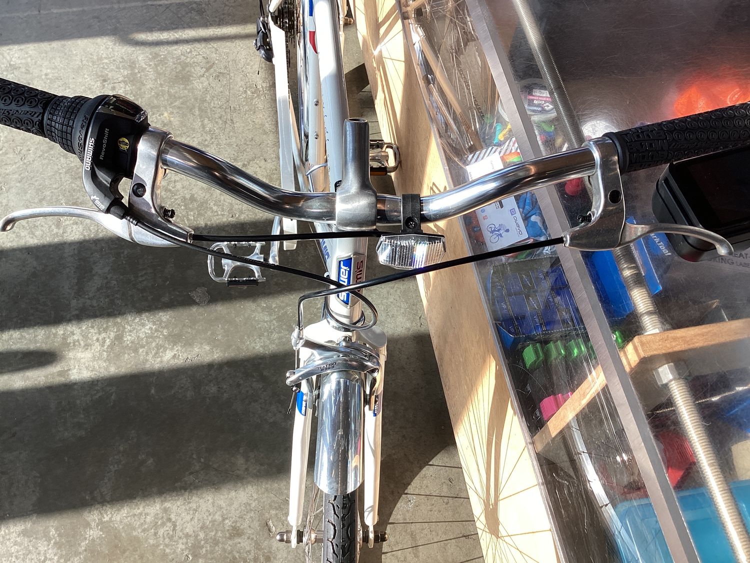 Jamis Gustavia Yacht Club