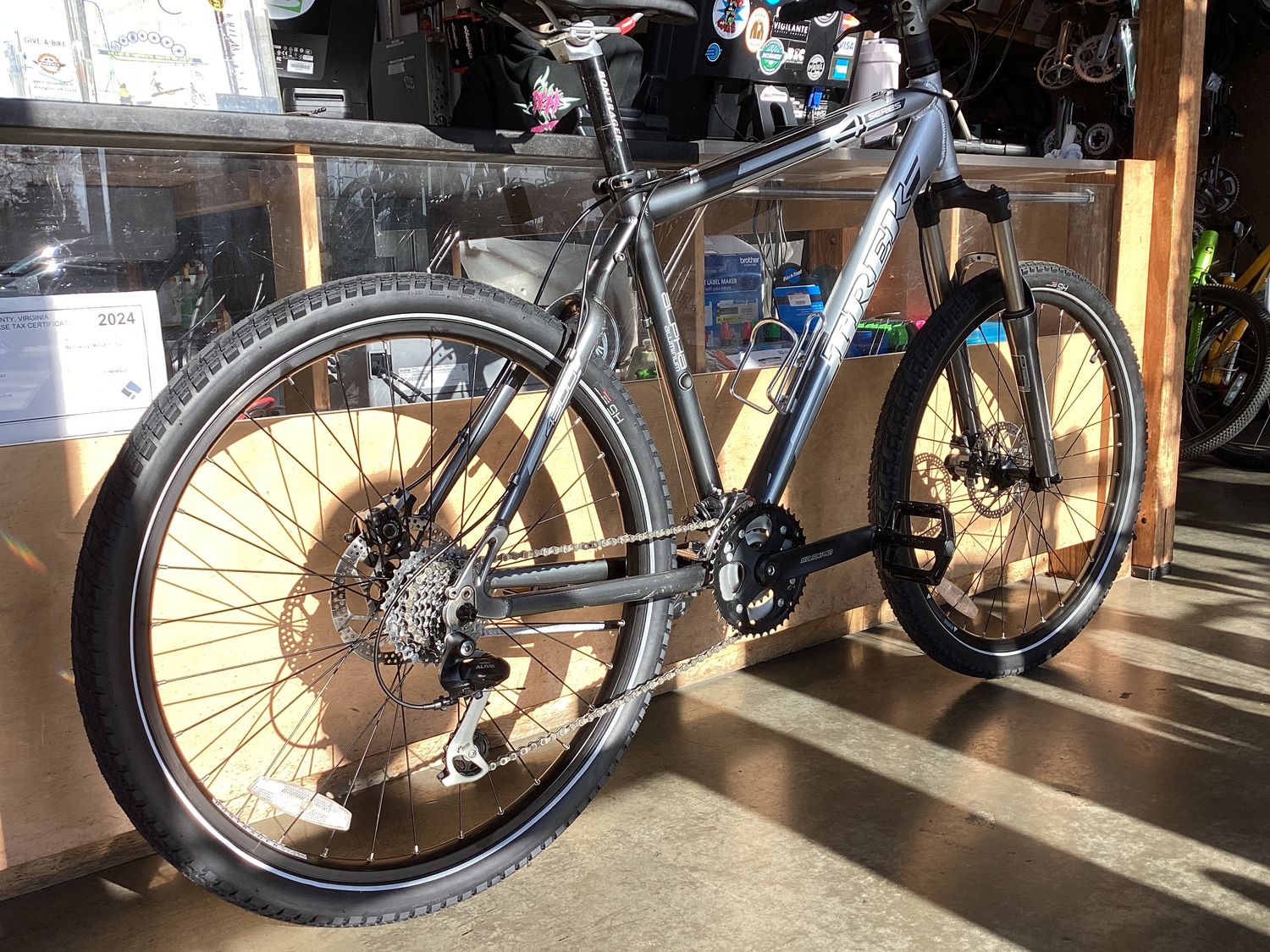 Trek 4300