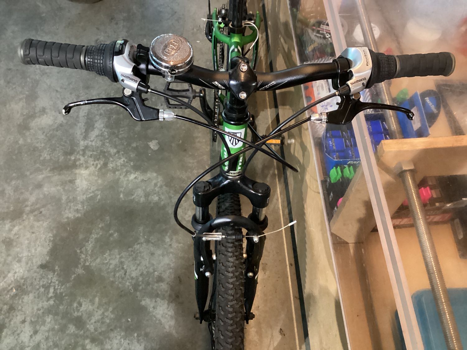 Trek MT220