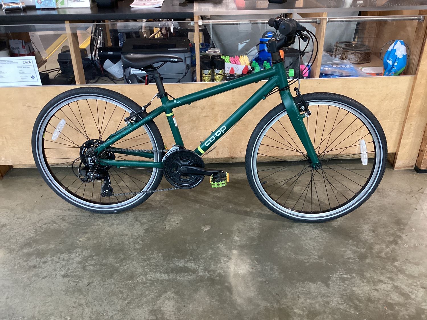 Co-op Rev City 24"