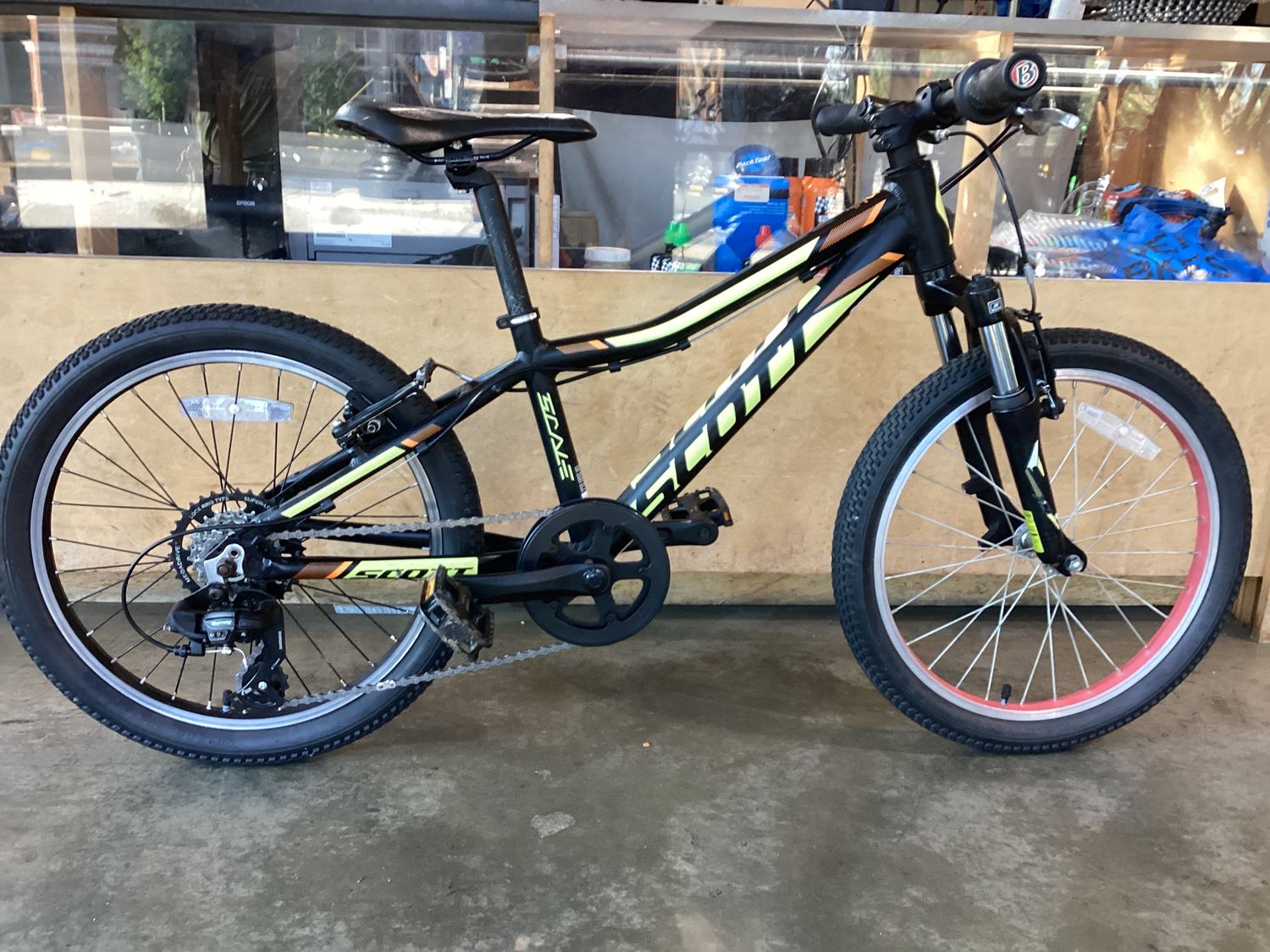 Scott Scale 20"