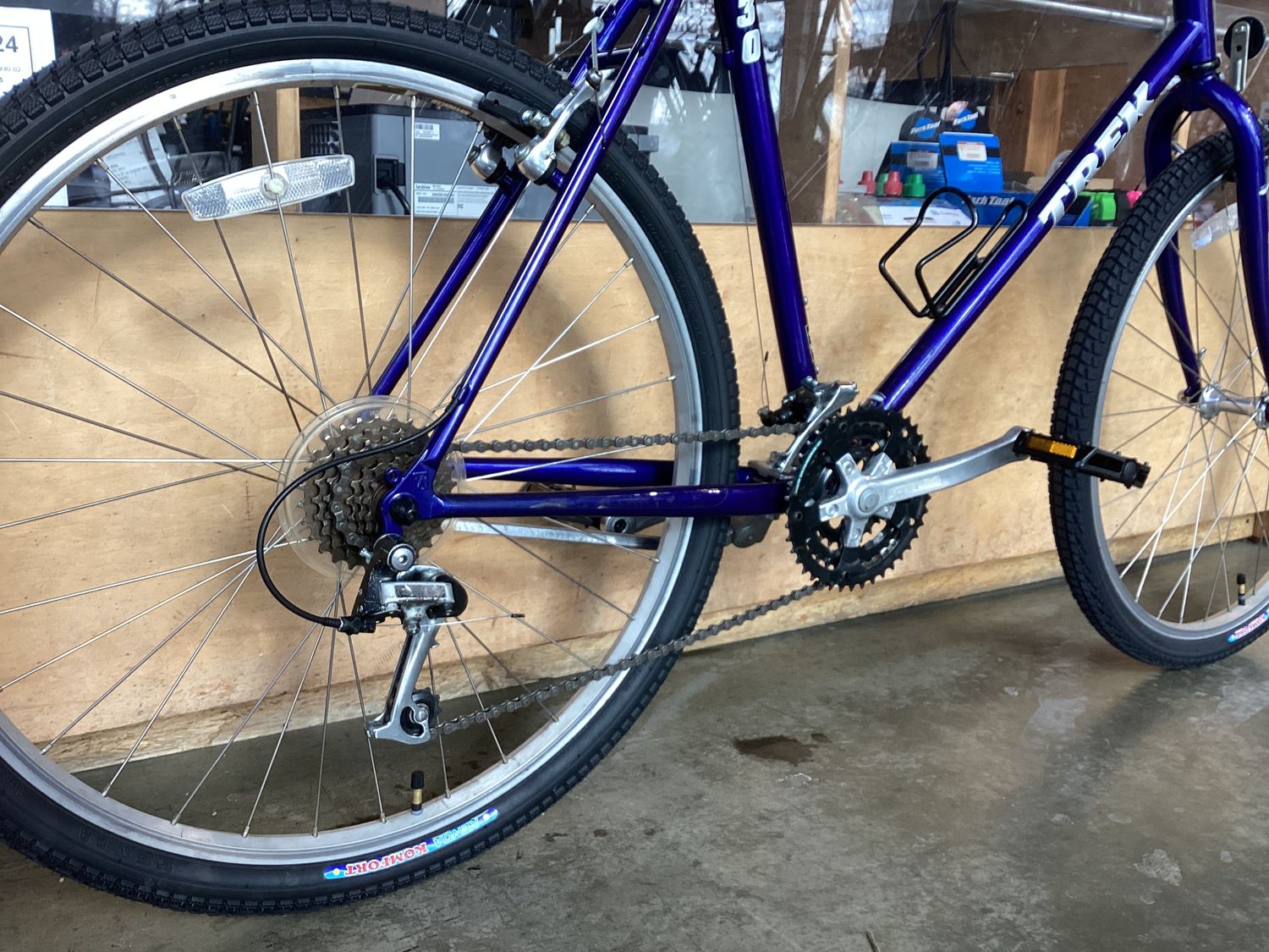 Trek Mountain Track 830