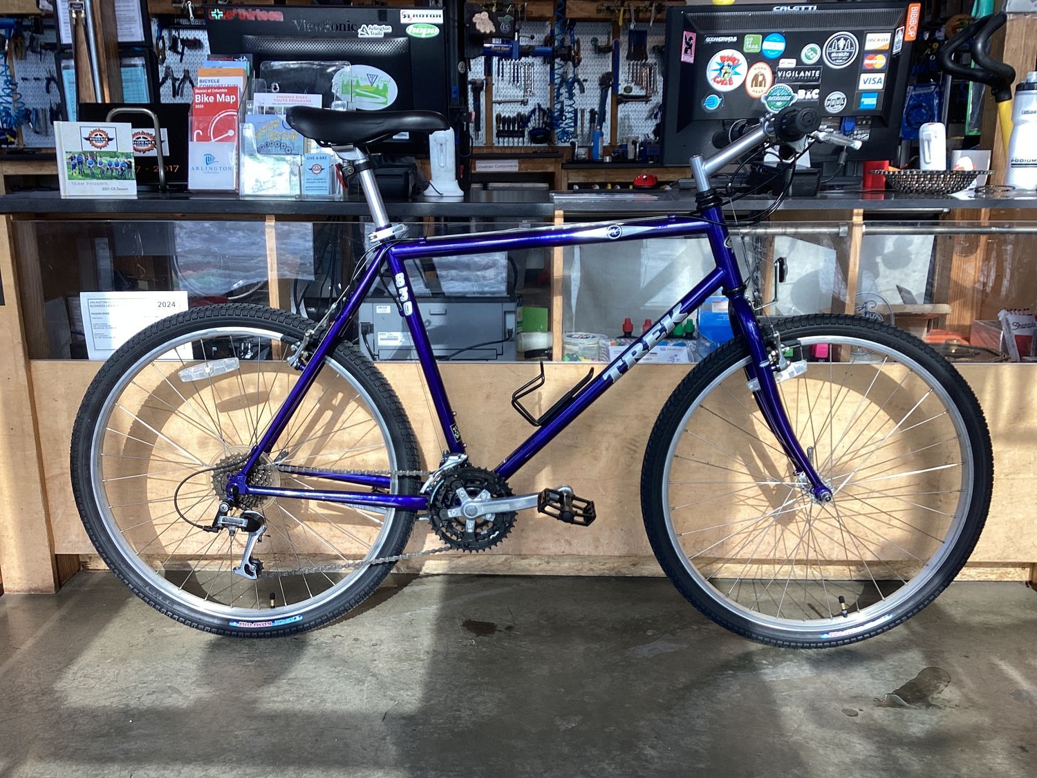 Trek Mountain Track 830