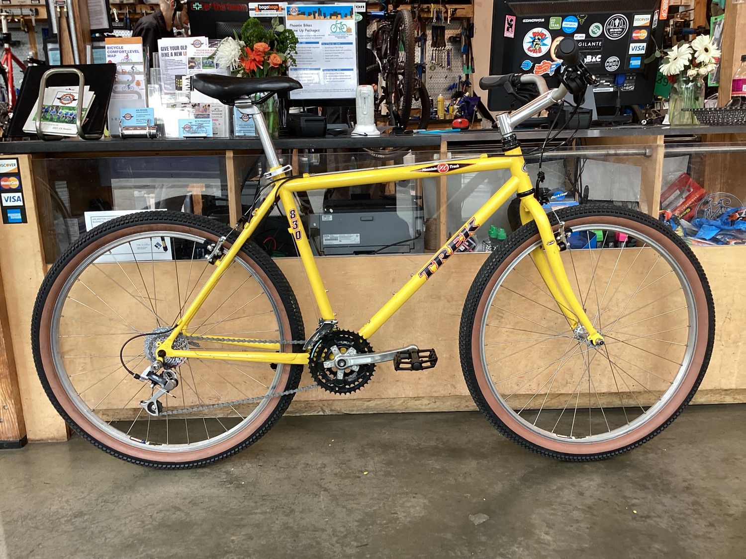 Trek Mountain Track 830