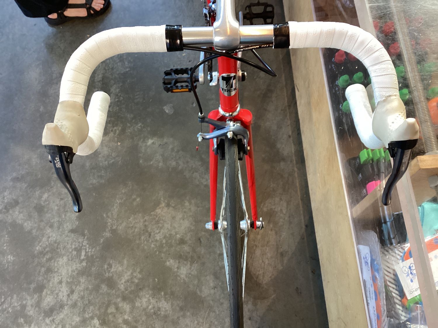 Trek 330