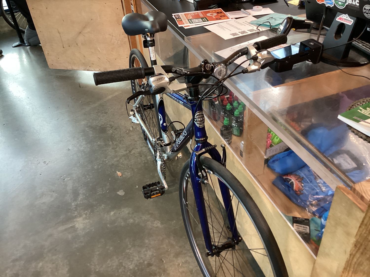 Trek 7700fx