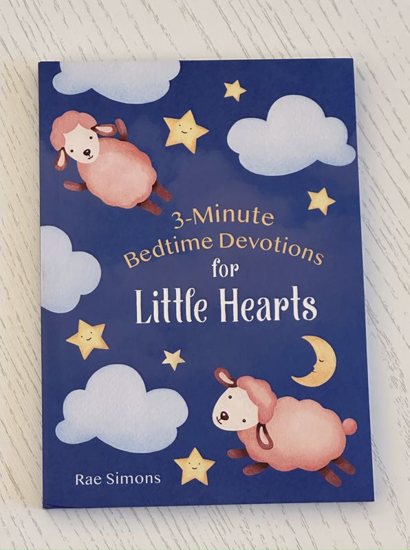 3 Minute Bedtime Devotions for Little Hearts