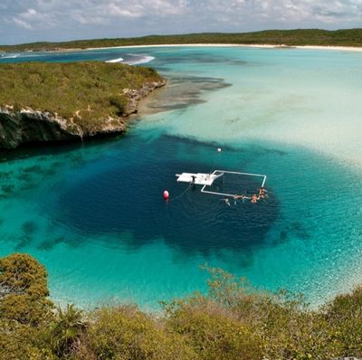 Dean’s Hole freediving Bahamas