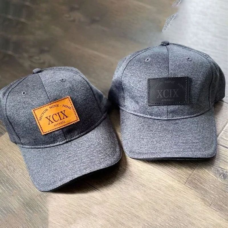 SNAPBACK CAP