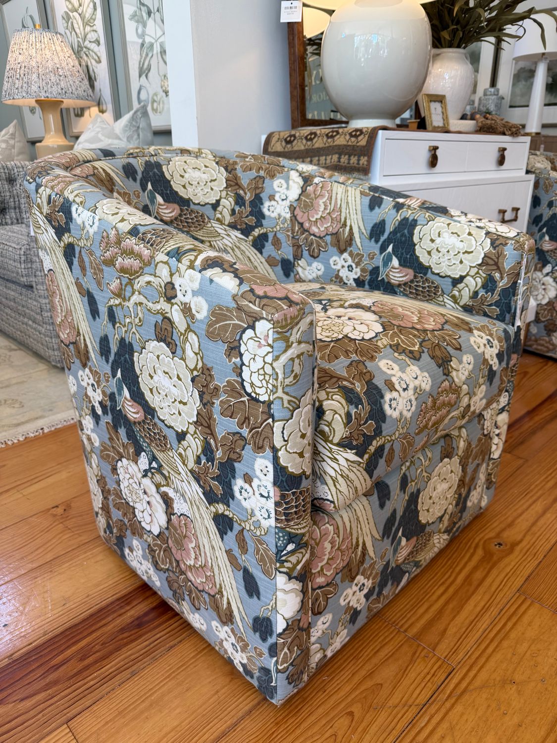 Monica Chair