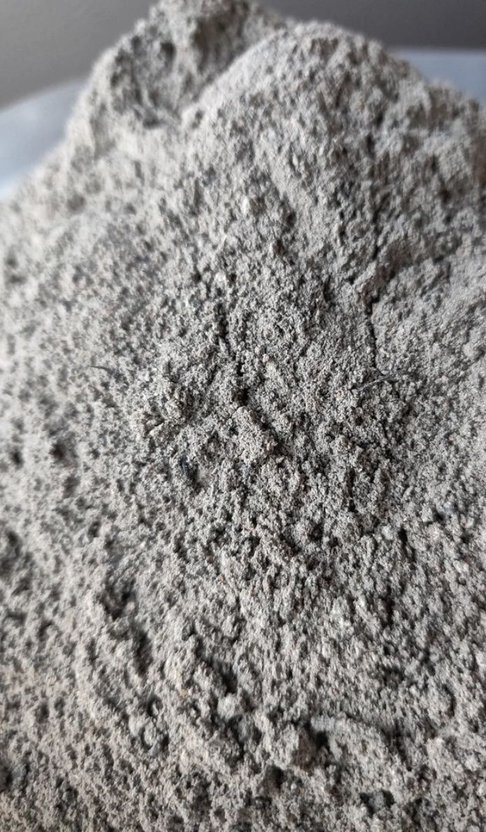 Ngu - ( Burnt Palm Fruit Stalk Ash )