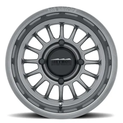 Method 411 15x7 CA137 Bead Grip Gloss Titanium +2.5