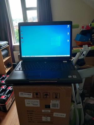 Dell Vostro 1700 Laptop