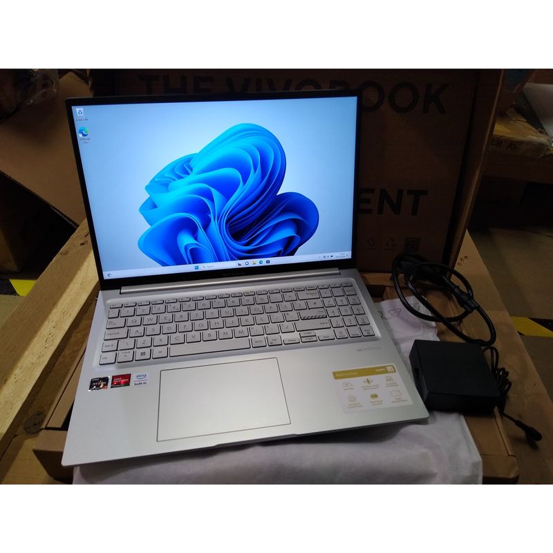 Asus M1603Q Laptop