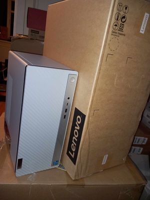 Lenovo IdeaCentre 5 Desktop Tower PC