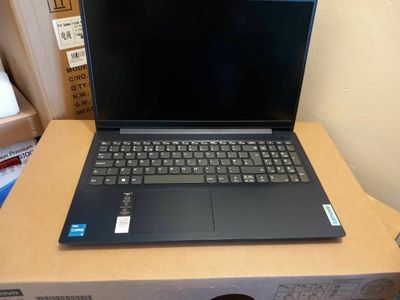 Lenovo IdeaPad 3. 3 year warranty.