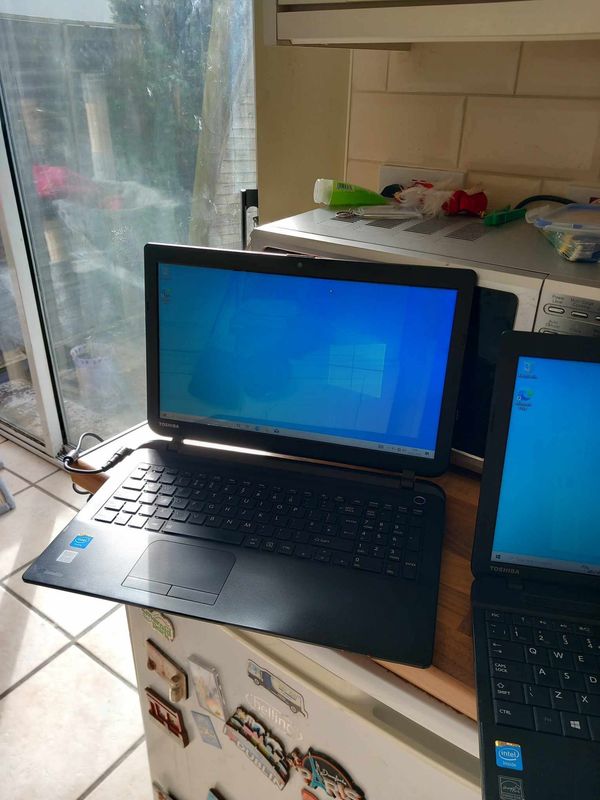Toshiba C50 B Laptop