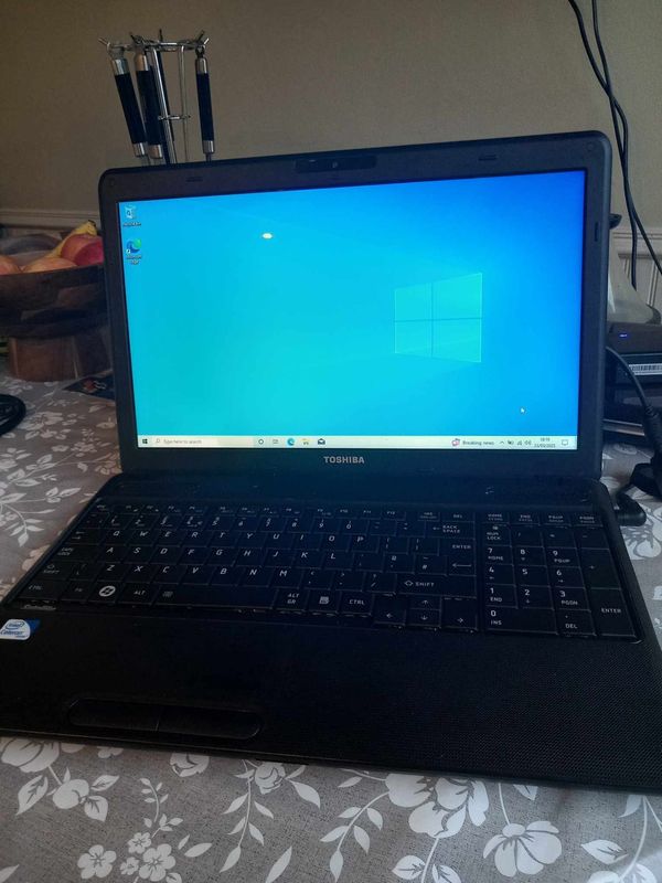 Toshiba C660 Laptop