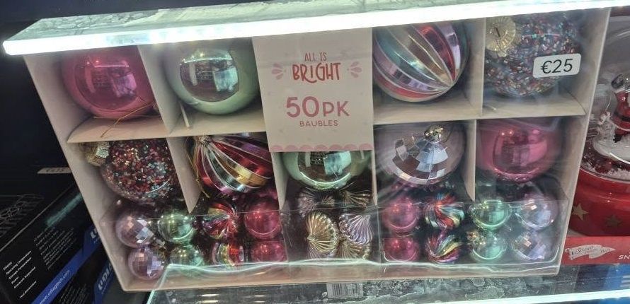 50 Pk Baubles