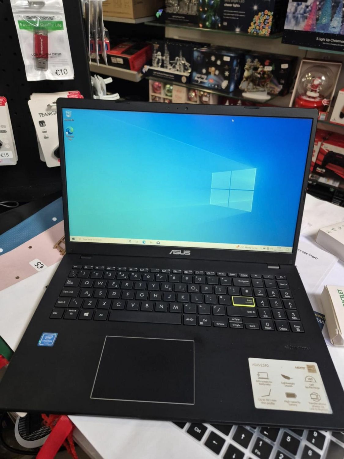 Asus E510 laptop