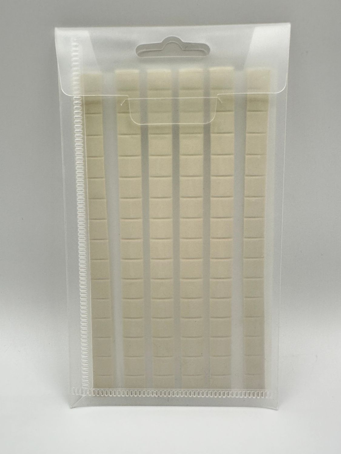 Fingerboard Tacky Putty, Color: White