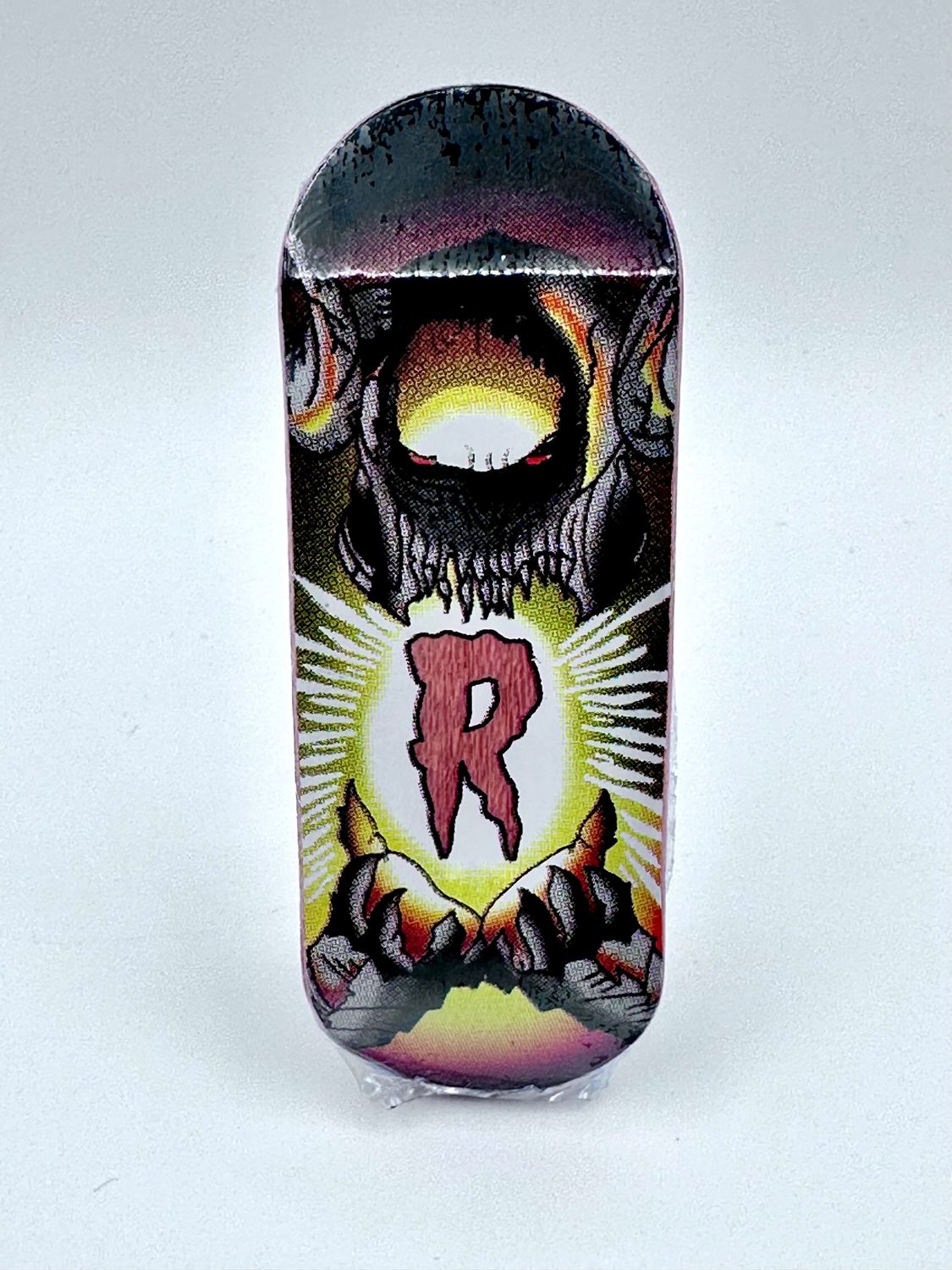 Rizen Fingerboard Deck Offering 
