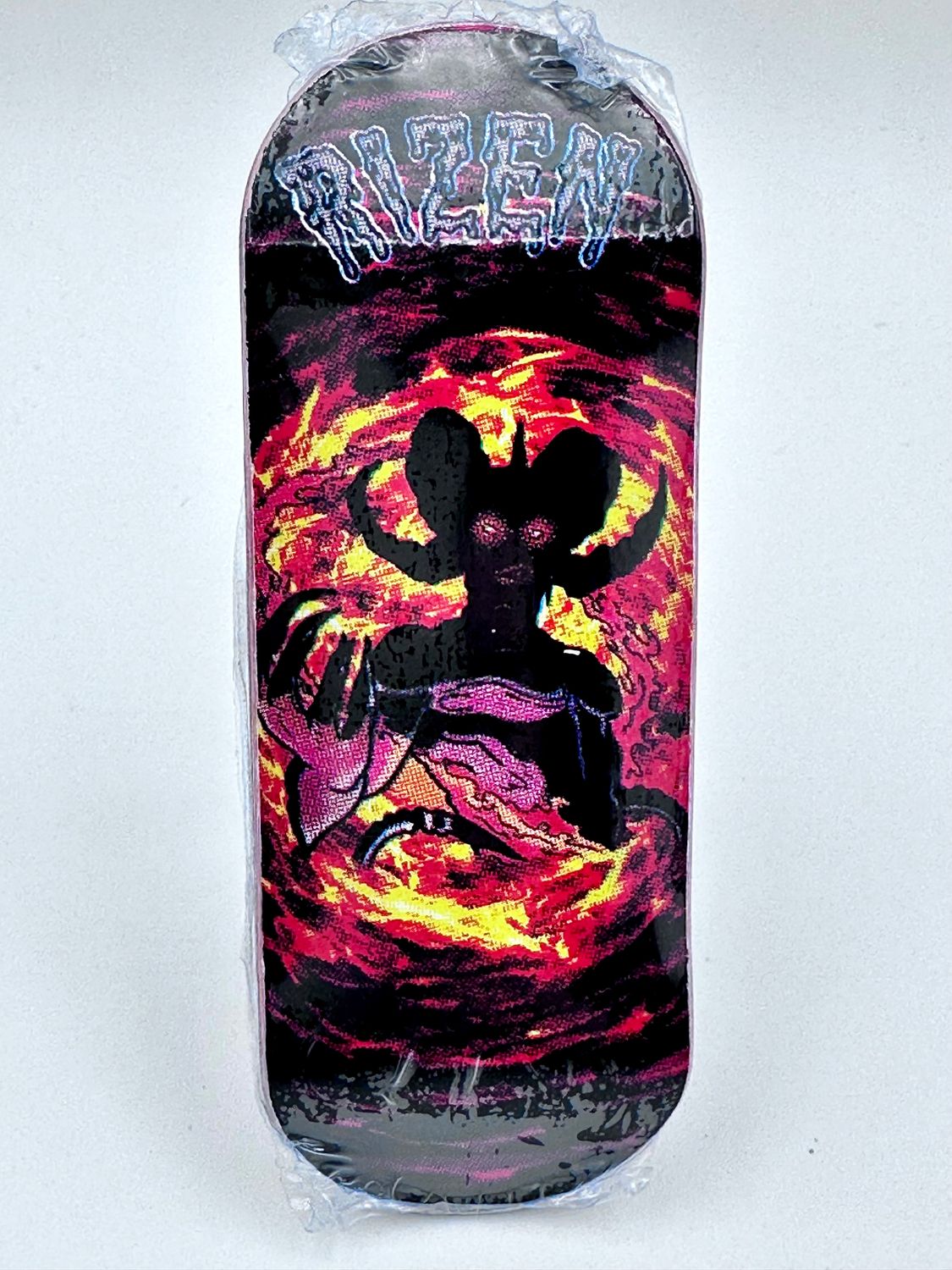 Rizen Fingerboard Deck Demon  