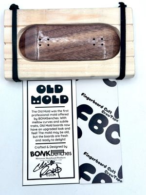 Bonk Benches Old Mold 33mm Walnut