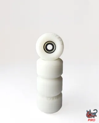 PIRO Performance Comp Fingerboard Wheels