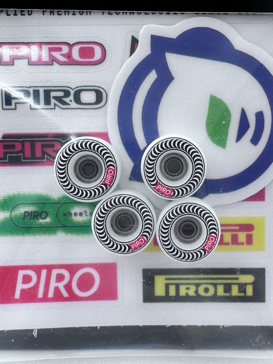 PIRO Performance Fingerboard Wheels Real Wear Graphic , Color: Spiral White