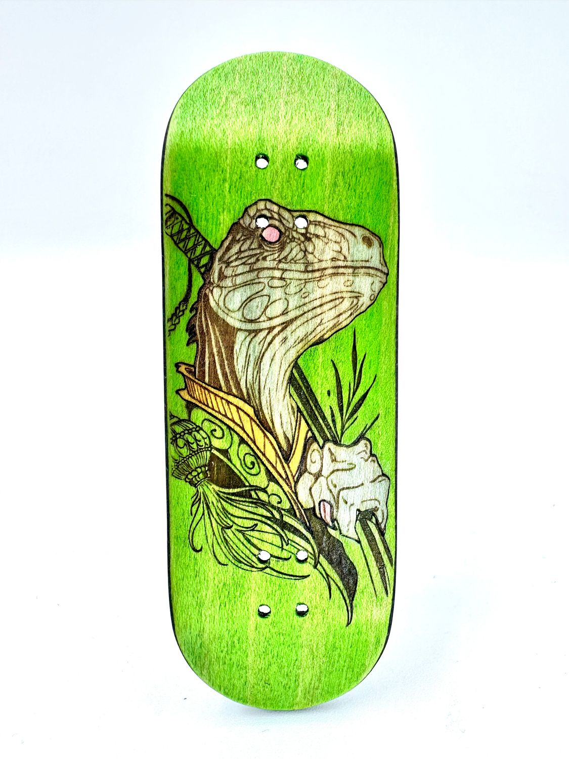 Workers FB Fingerboard Deck Lizard 32mm Street Shape , Color: Low