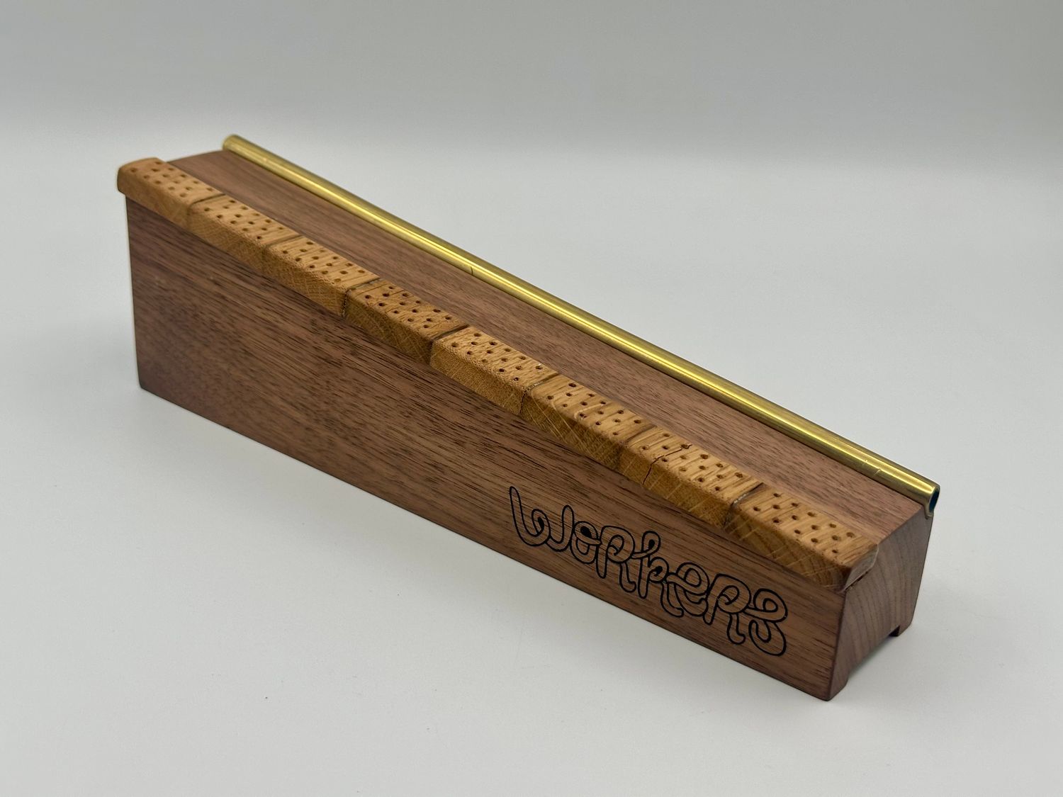 Workers FB Grindbox Obstacle Gold Rail Hubba