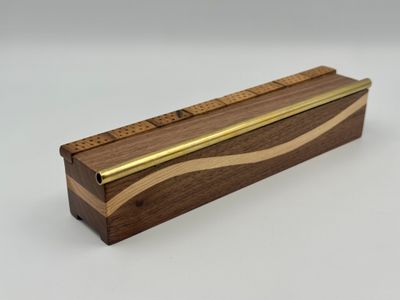 Workers FB Grindbox Obstacle Gold Rail Wave