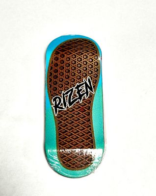 Rizen Fingerboard Deck Vans Sole 