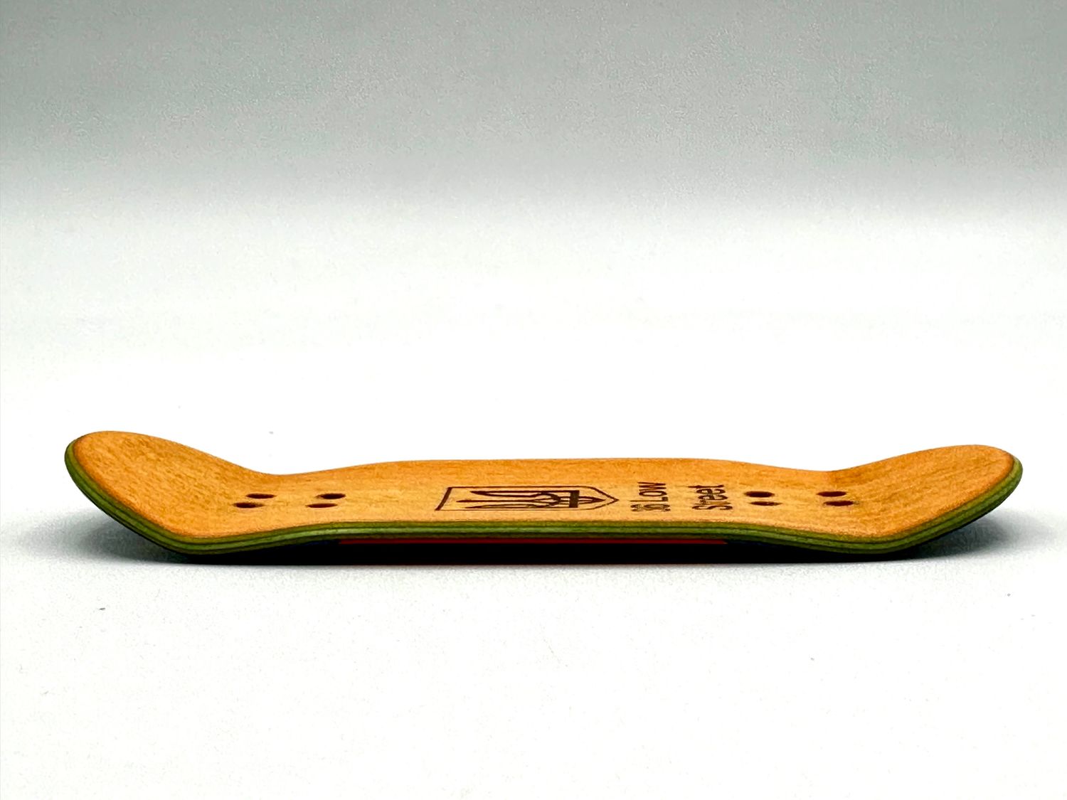 Workers FB Fingerboard Deck Mew 36mm Street Shape, Color: Low
