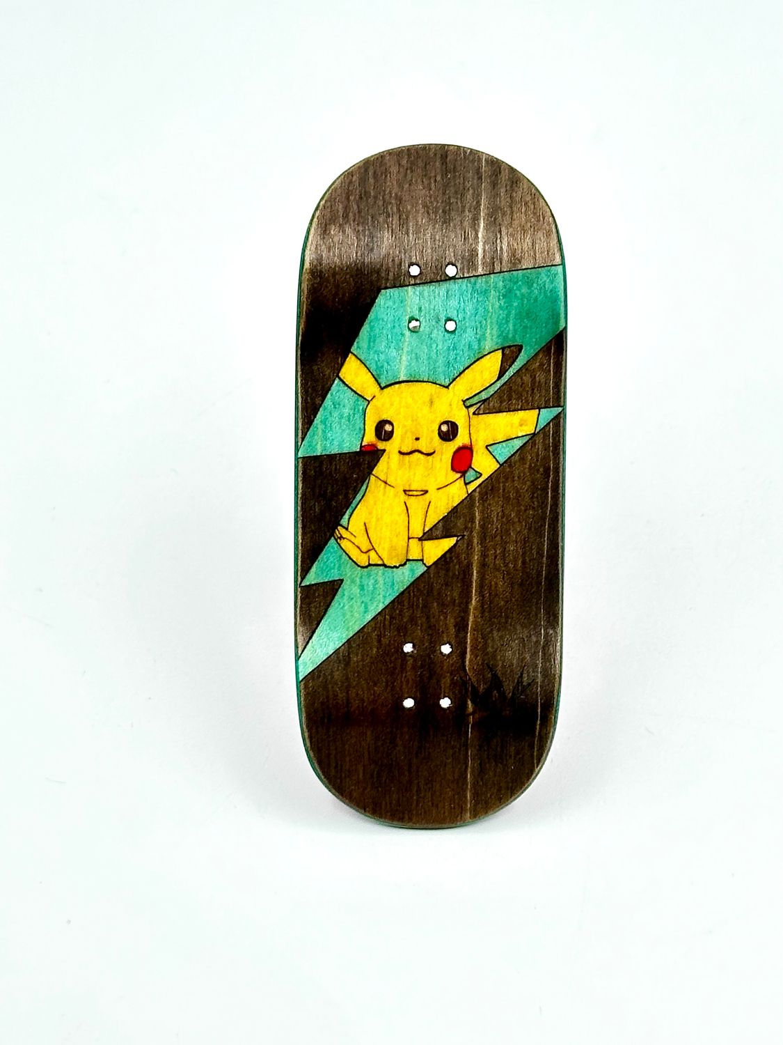 Workers FB Fingerboard Deck Pikachu 38mm Street Shape