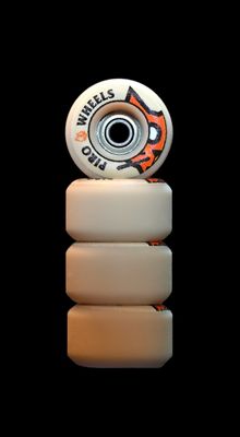 Piro Graphic Performance Bone Head Tan Fingerboard Wheels 