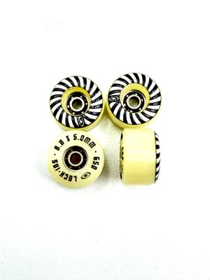 Clairvoyant Fingerboard Graphic Wheels Lock in Off white Spiral 8mm 65D
