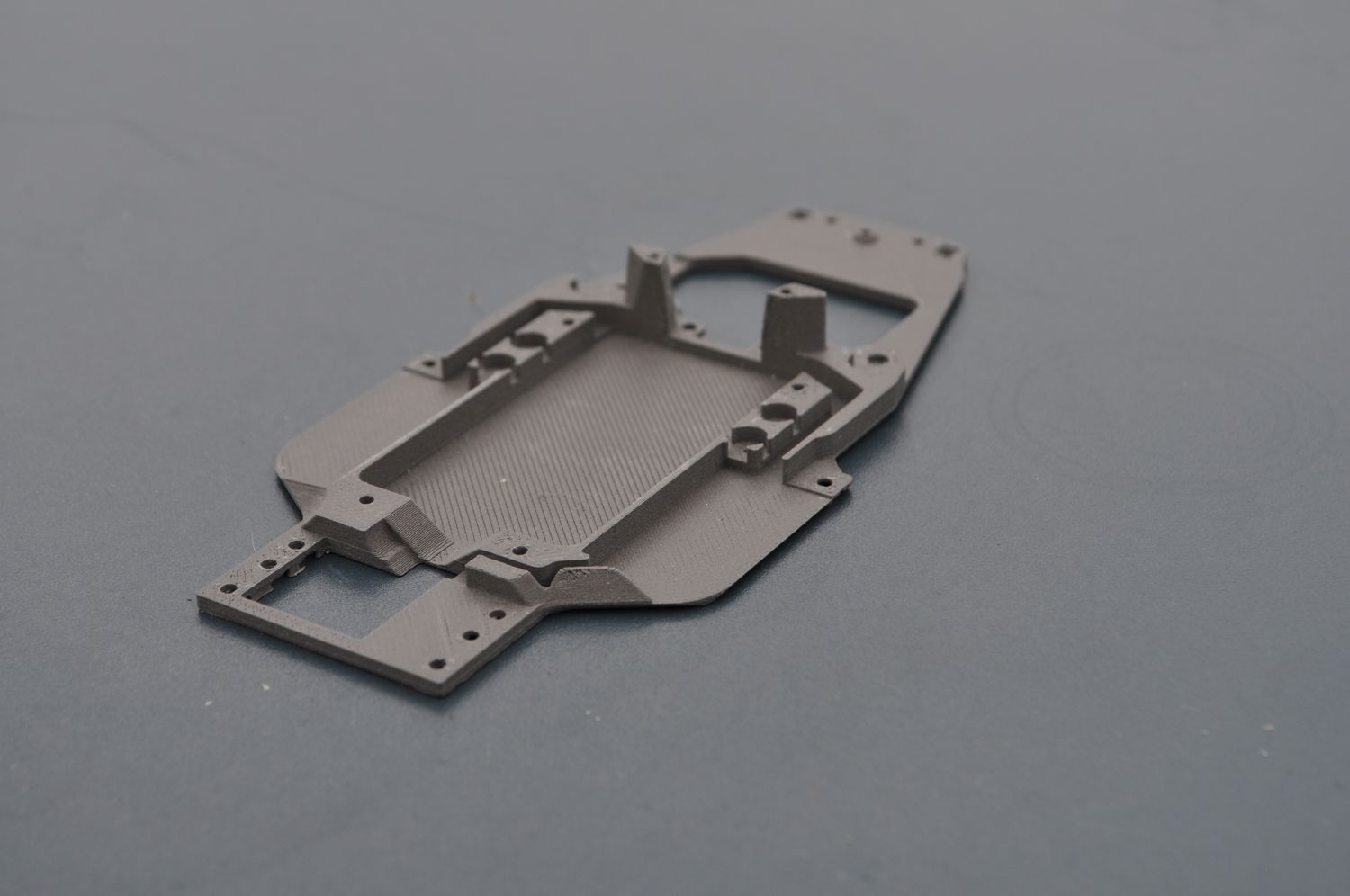 DS28 1 PIECE CHASSIS