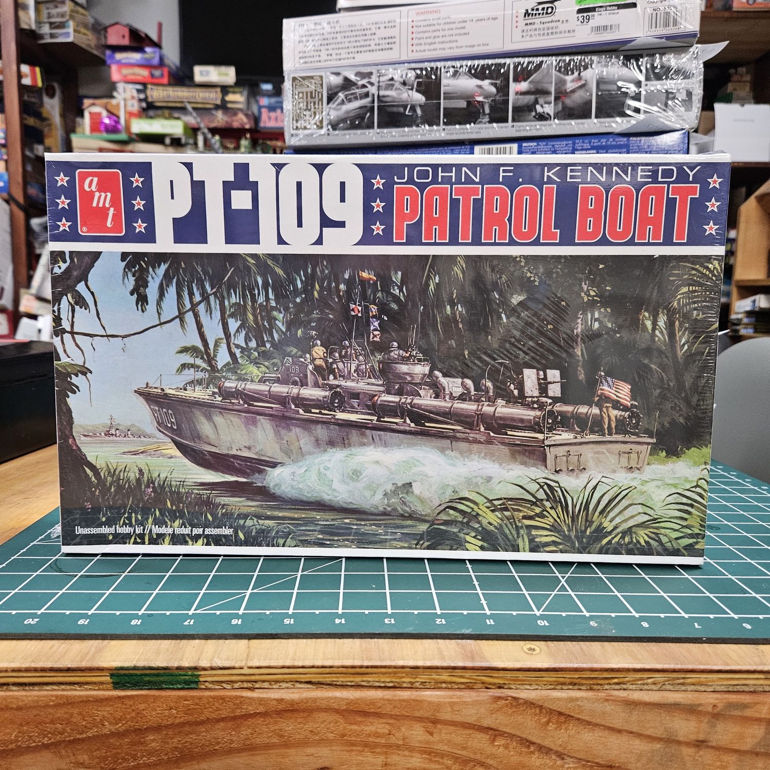 PT-109 JFK Patrol Boat - AMT1233