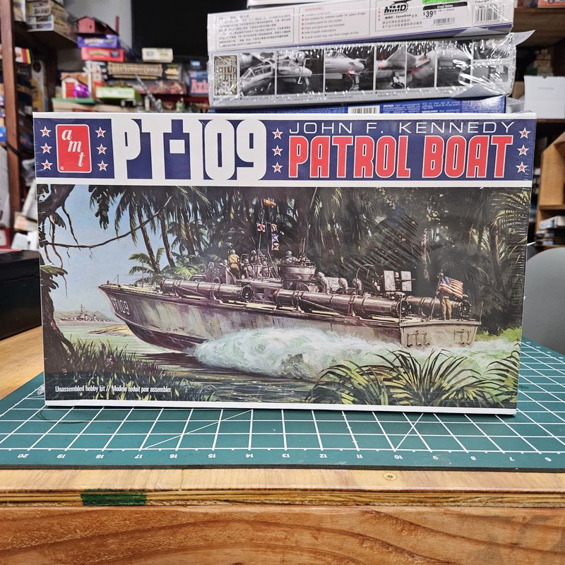 PT-109 JFK Patrol Boat - AMT1233