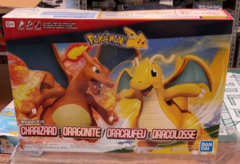 Charizard &amp; Dragonite Pokémon Kit