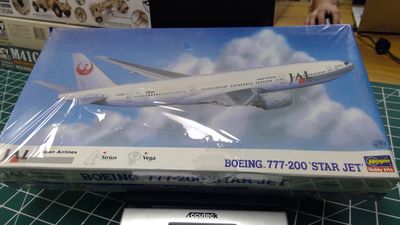1:200 Boeing 777-200 Star Jet Hasegawa lt17